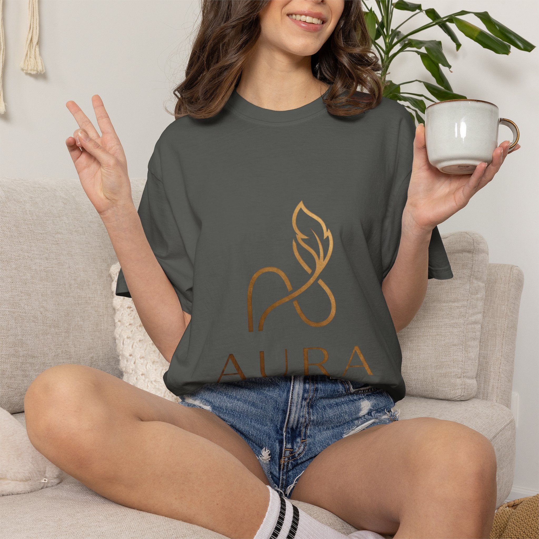 Aura Minimalist  T‑Shirt